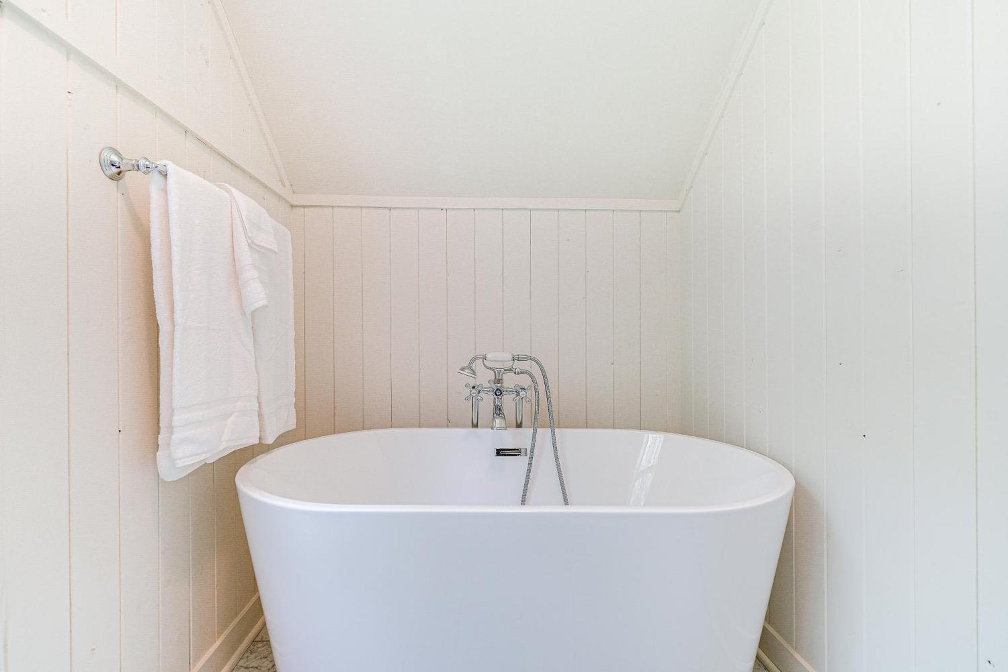 Beach House With Outdoor Shower Less Than 6 Mi To Nags Head! Manteo Extérieur photo